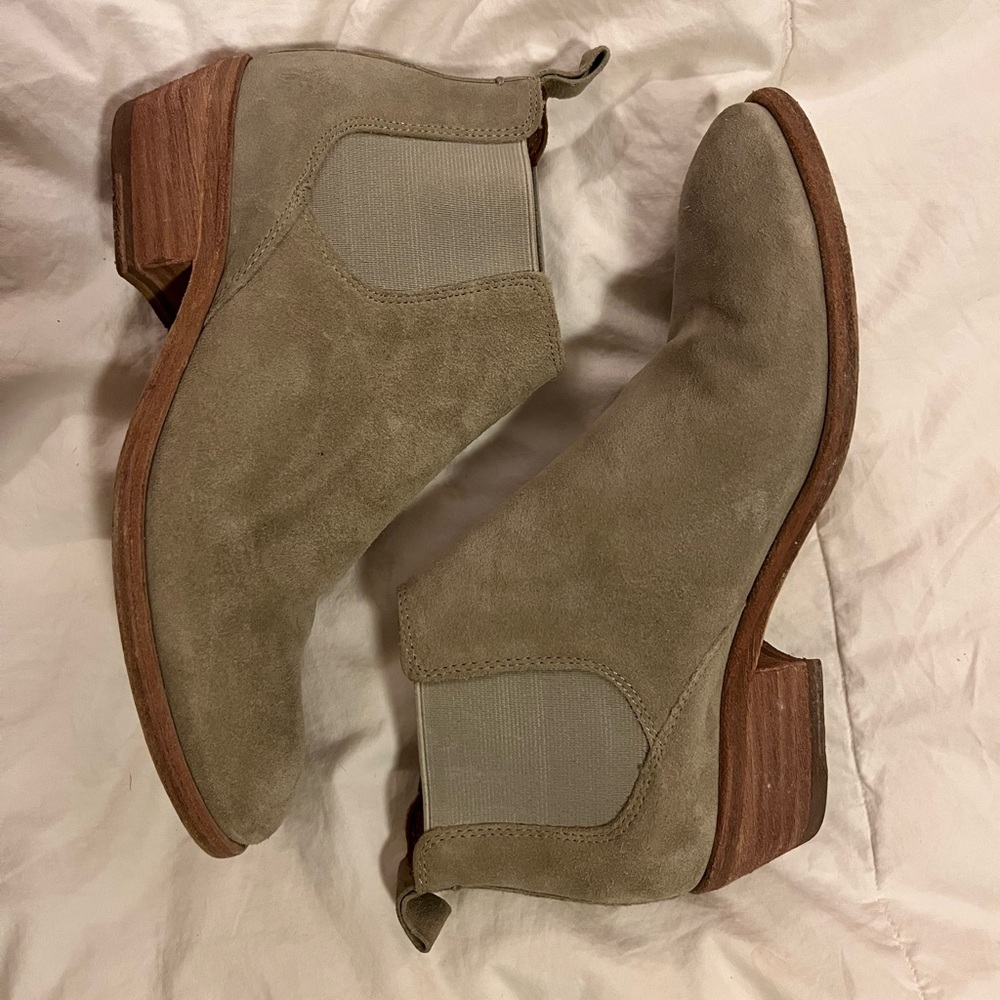 Women's Frye Suede Ankle Boots - Tan